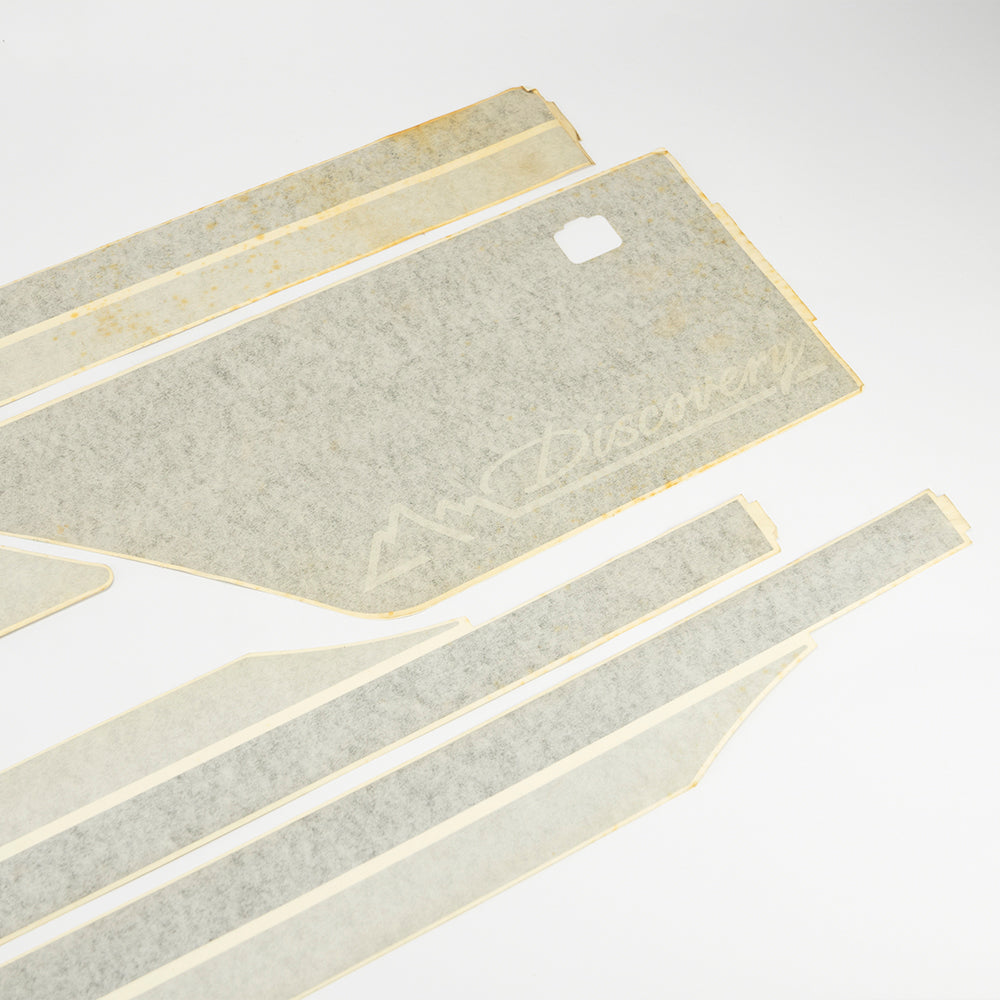 DECAL ZIJSTREEP KIT GRIJS