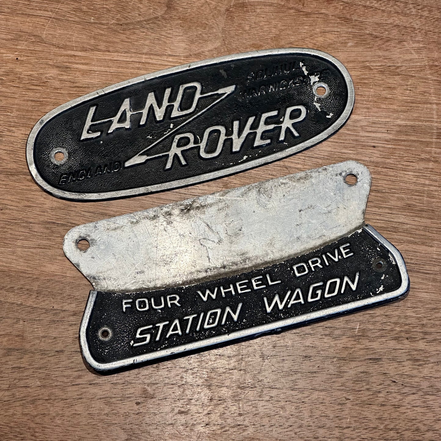 ‘LAND ROVER’ BADGE STATION WAGON