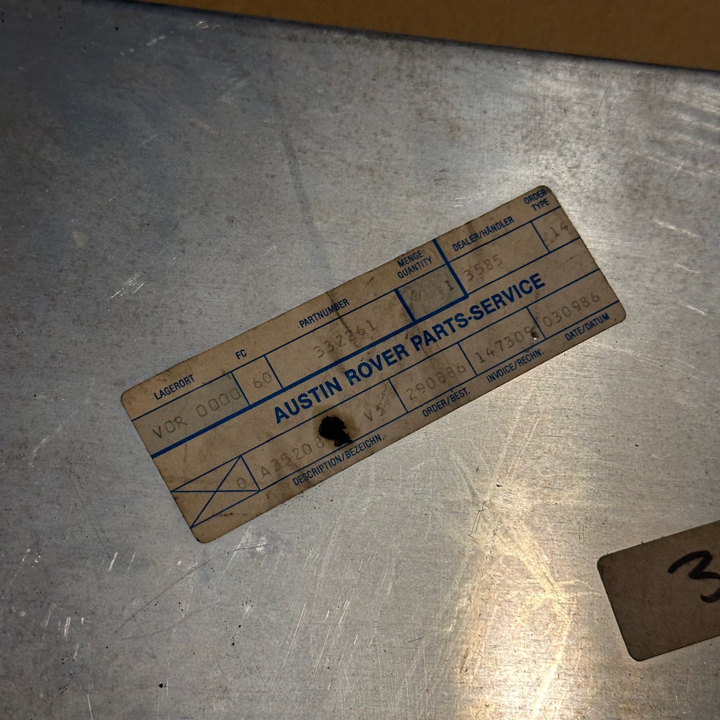 CARROSSERIEPANEEL RH