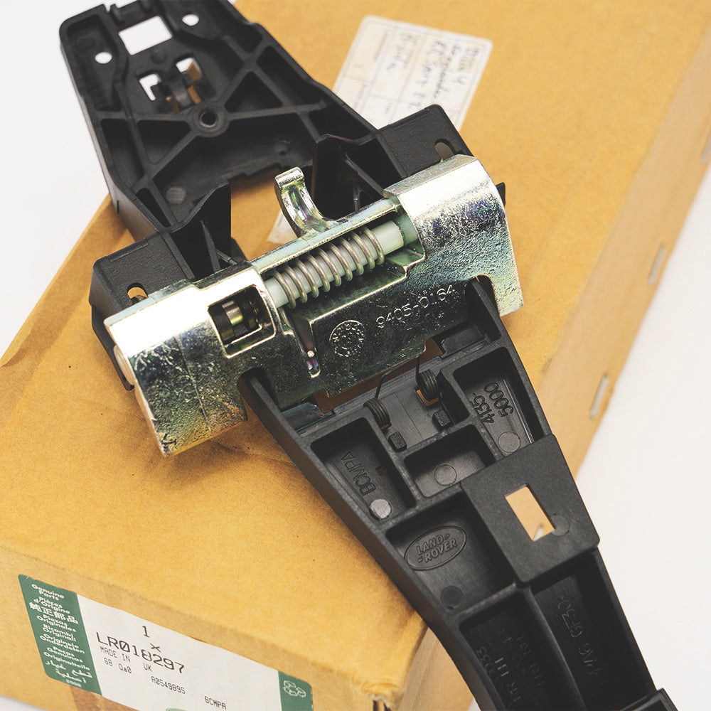 VERSTERKING VAN DE HANDGREEP VAN DE VOORDEUR RECHTS