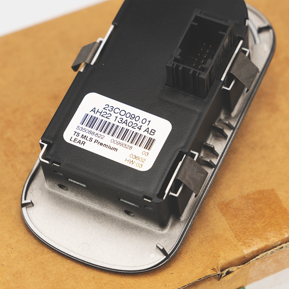 KOPLAMPSCHAKELPANEEL