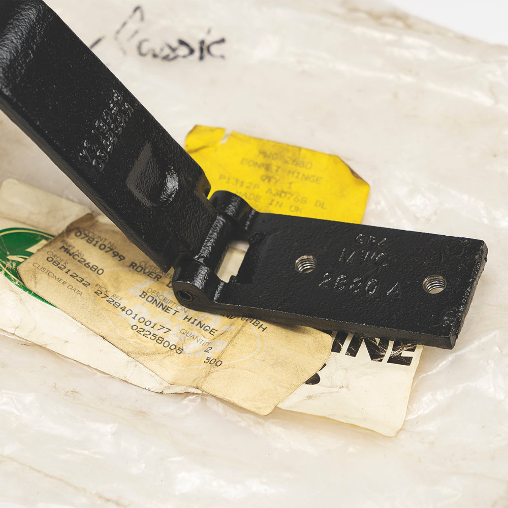 MONTAGE VAN MOTORKAPSCHARNIER